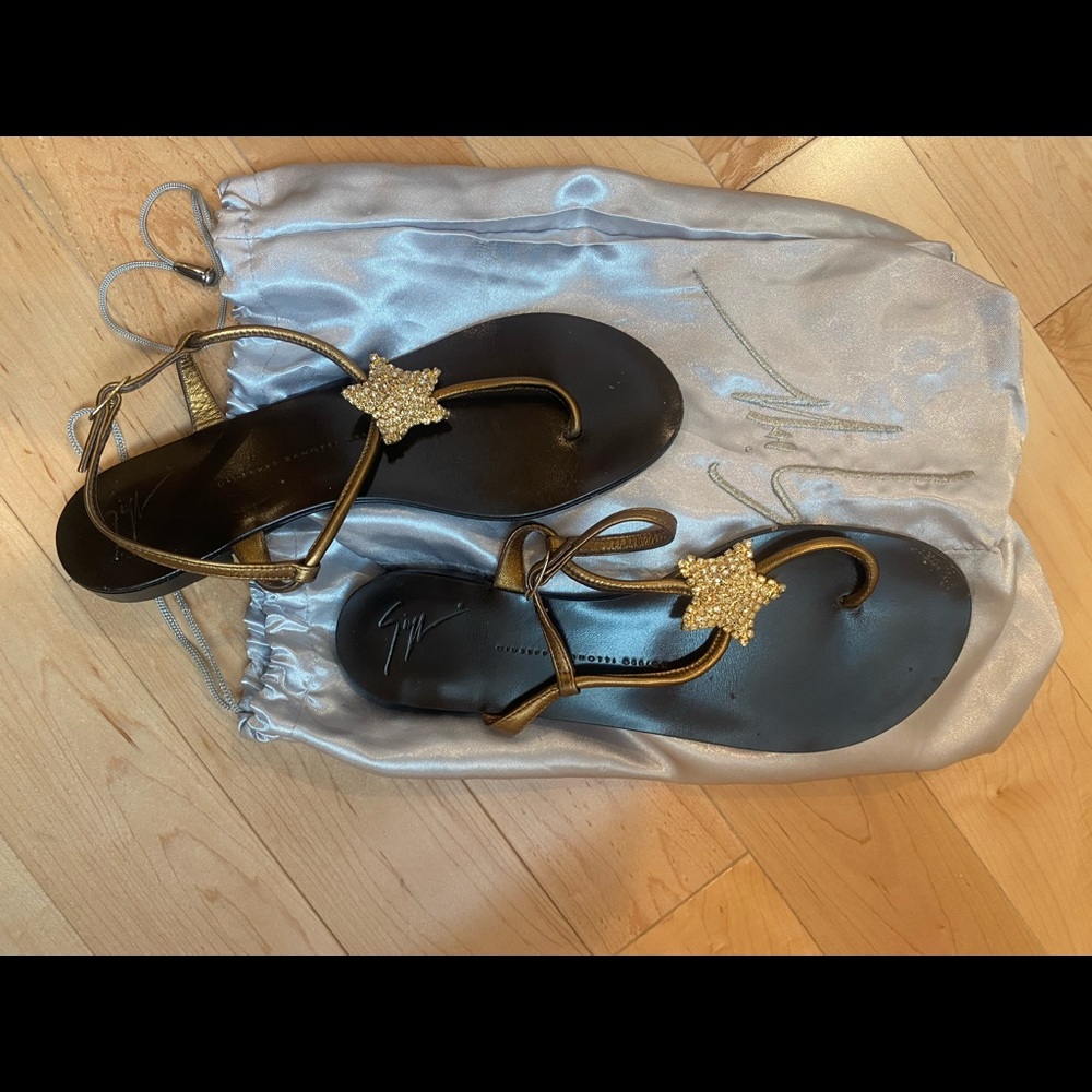 Giuseppe Zanotti Swarovski Crystal Star Sandals